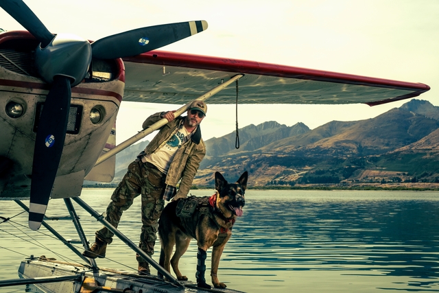 Brad Pitt & Odin on the NZ beast